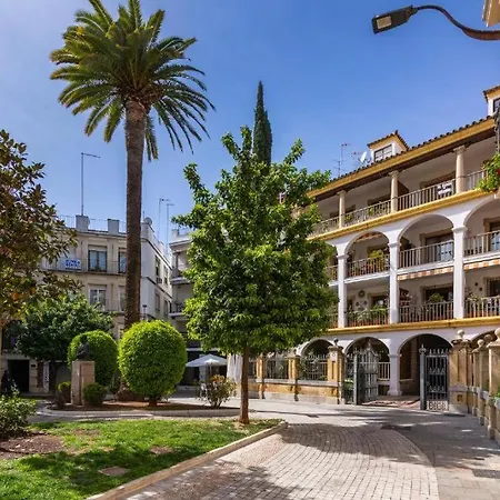 Plaza Emilio Luque 5 *