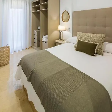 Plaza Emilio Luque 5 *