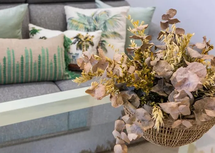 Plaza Emilio Luque 5 דירה *