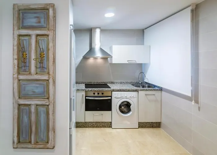 Plaza Emilio Luque 5