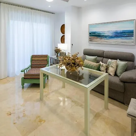 Апартаменты Plaza Emilio Luque 5